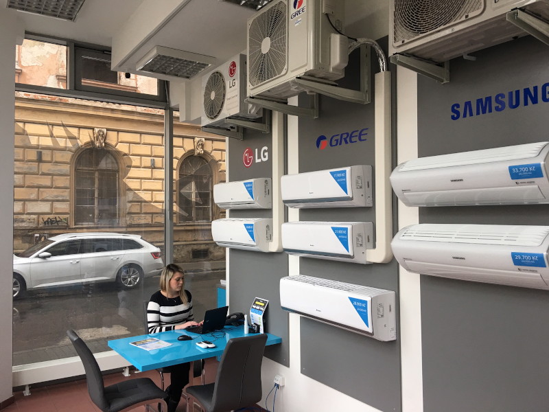Showroom klimatizací Brno - uvnitř